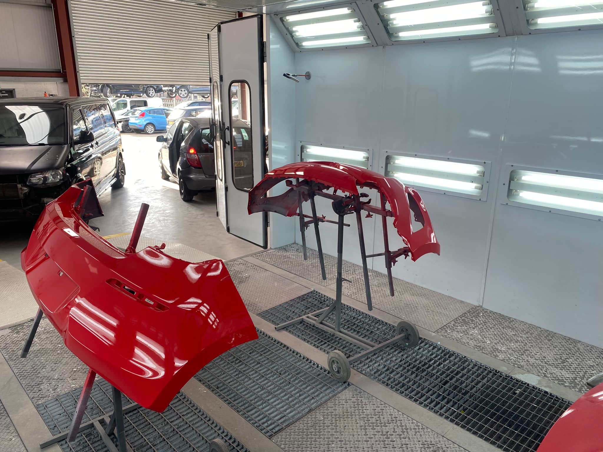 Nutts Corner Accident Repair workshop